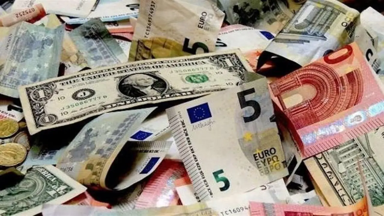 تغيرات جديدة في أسعار العملات داخل البنوك المصرية يوم الجمعة 27 مارس